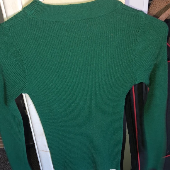 Green Turtleneck - Picture 5 of 6